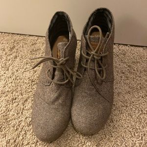 Toms booties Size 9.5